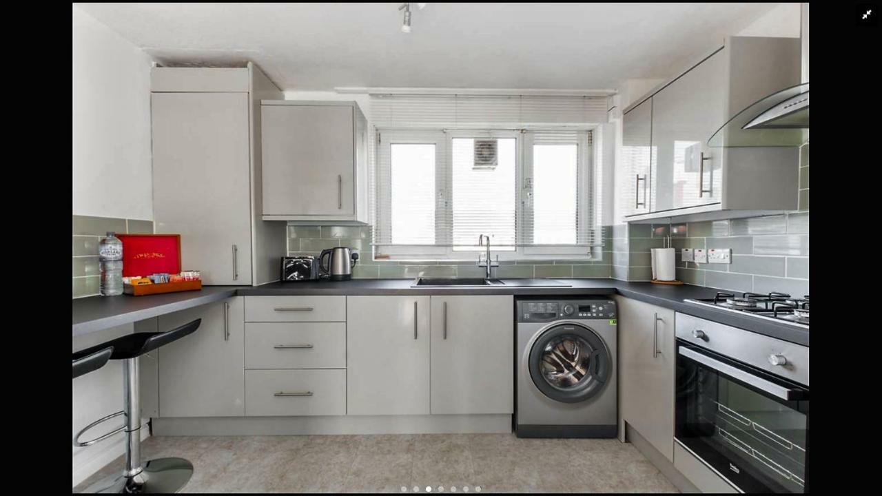 Lovely One Bedroom Apartment In Stratford Londyn Zewnętrze zdjęcie